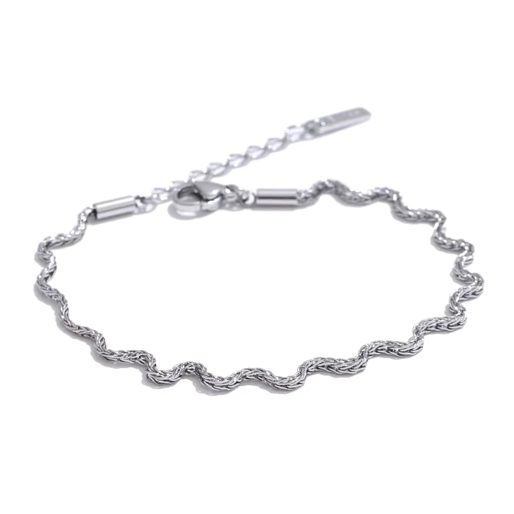 Wave Chain Necklace