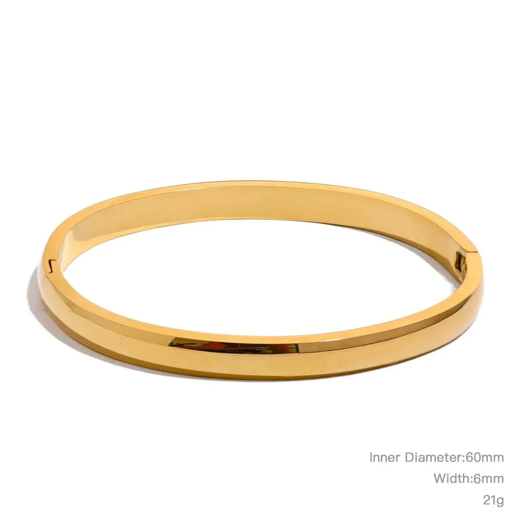 Smooth Bangle